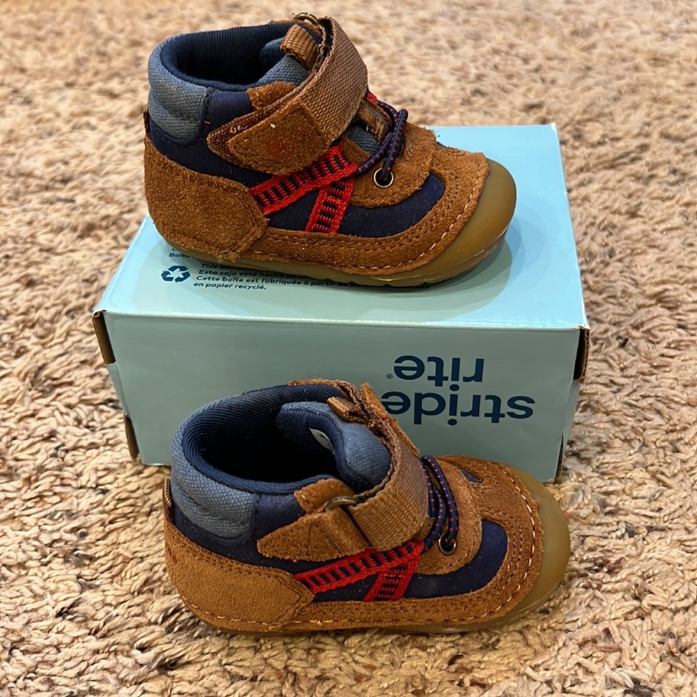 Stride Rite Atticus Boots - Picture 3 of 8